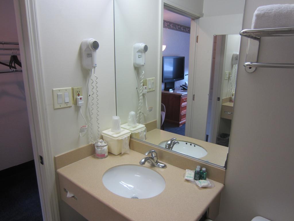 Cherry Orchard Inn Sunnyvale Bagian luar foto